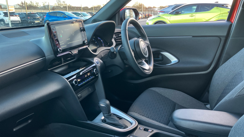 Toyota Yaris Cross 1.5 Hybrid Design 5dr CVT Hybrid Estate